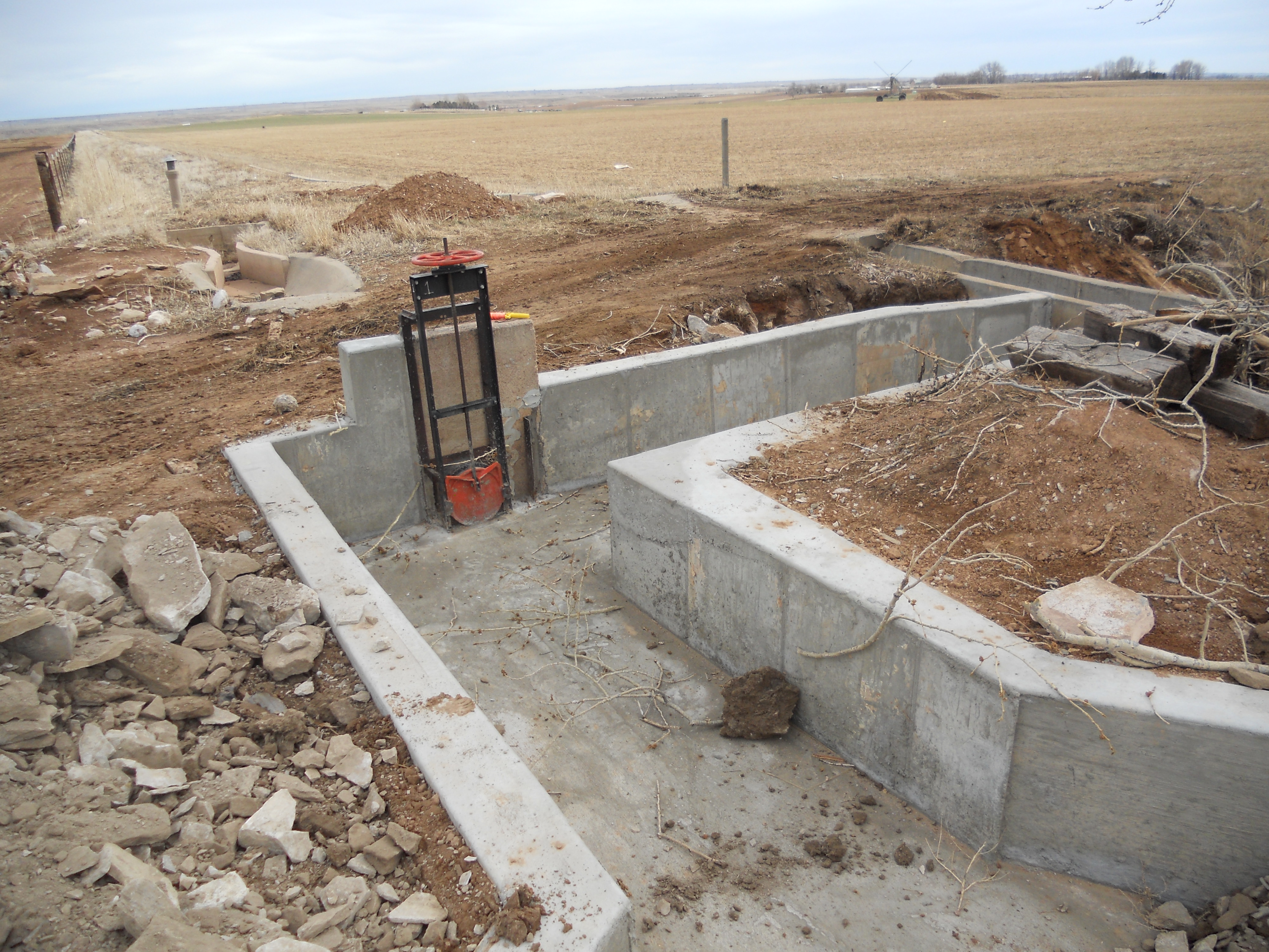 Buckeye Lateral structure repair